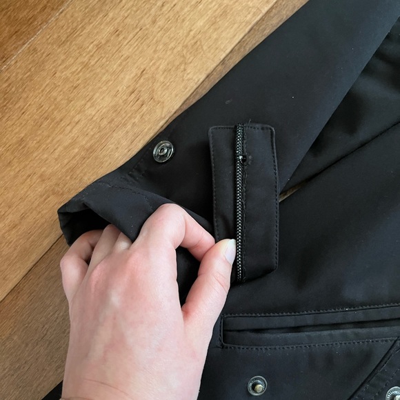 BLACK LONDON FOG TRENCH COAT - Picture 3 of 5